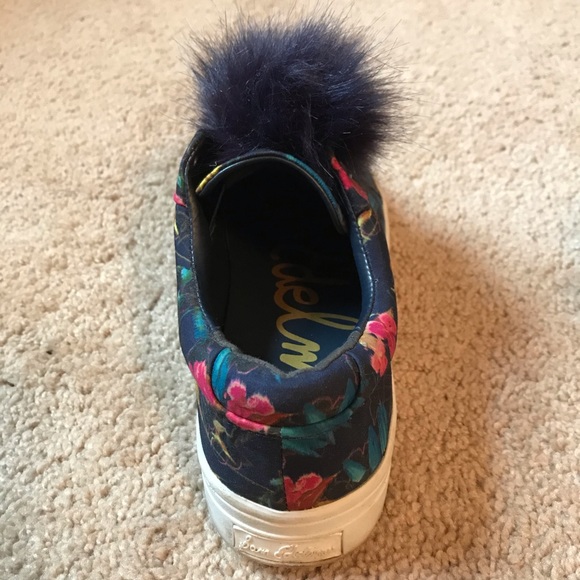 Sam Edelman floral sneaker - Picture 5 of 6